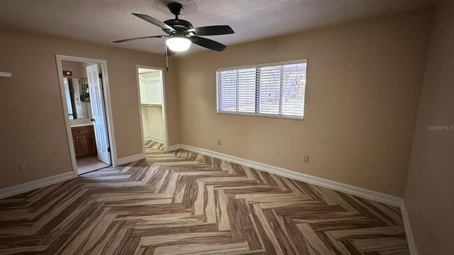 Building Photo - 102 Winding Ridge Dr