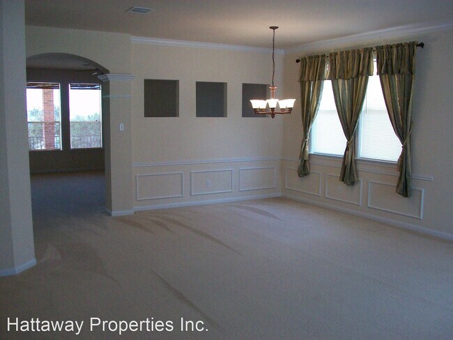 Building Photo - 4 br, 2 bath House - 2019 Sandy Point