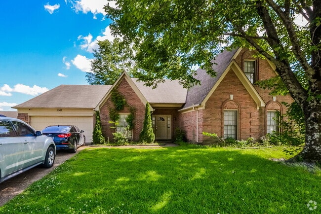 Building Photo - 7567 Dexter Grove Dr