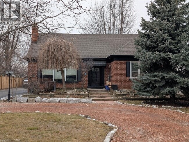 Photo du bâtiment - 101 Centennial Pkwy S