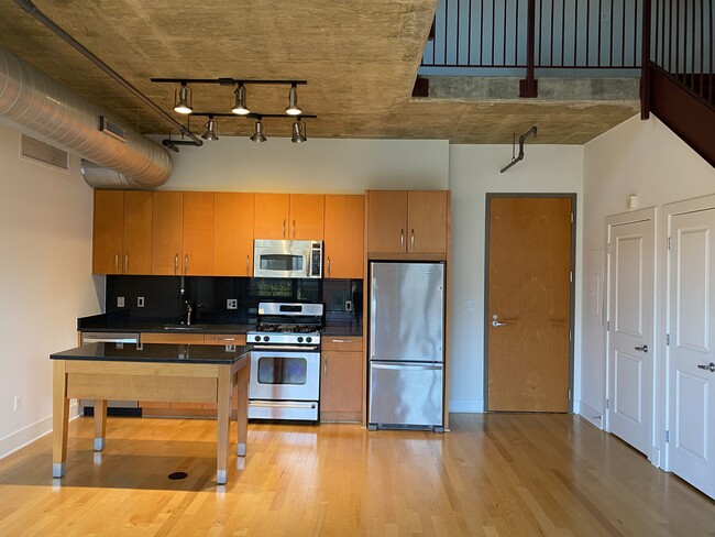 Open kitchen makes for easy entertaining - 2301 Champlain St NW