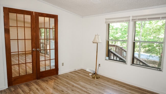 Foto del edificio - 7 Breakwater Dr