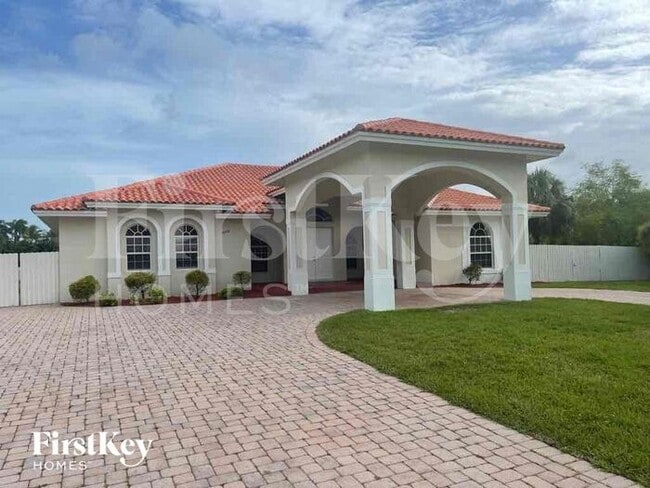 Foto del edificio - 16498 SW 288th Ln