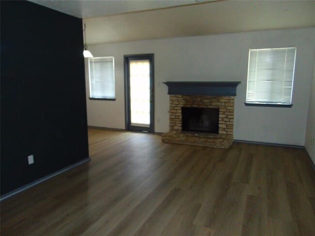 Building Photo - 508 Burlwood Ct