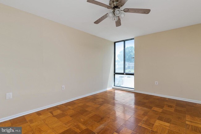 Foto del edificio - 8667 Greenbelt Rd