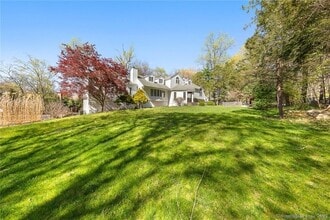 Building Photo - 41 Burr Farms Rd
