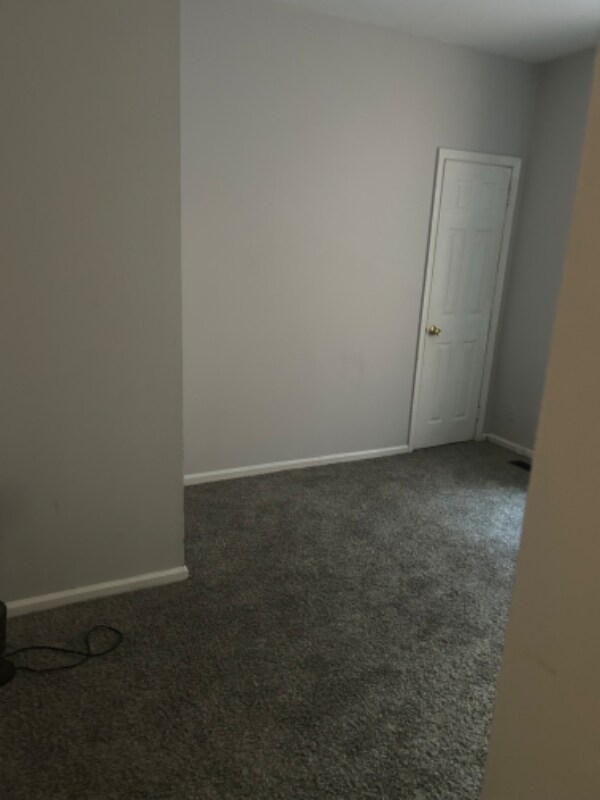 Foto del edificio - 813 W 8th St