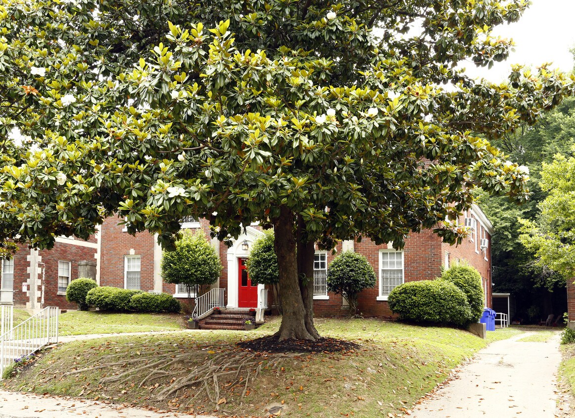 Primary Photo - 128 Stonewall St