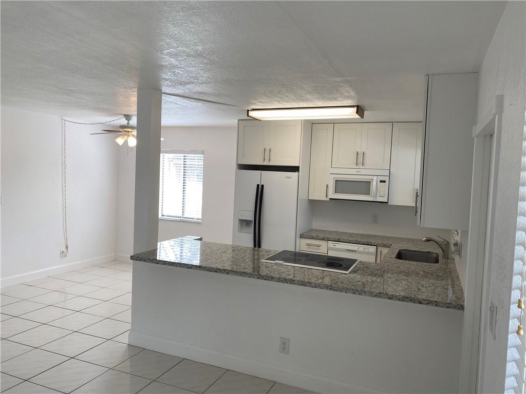 Primary Photo - 603 N University Dr