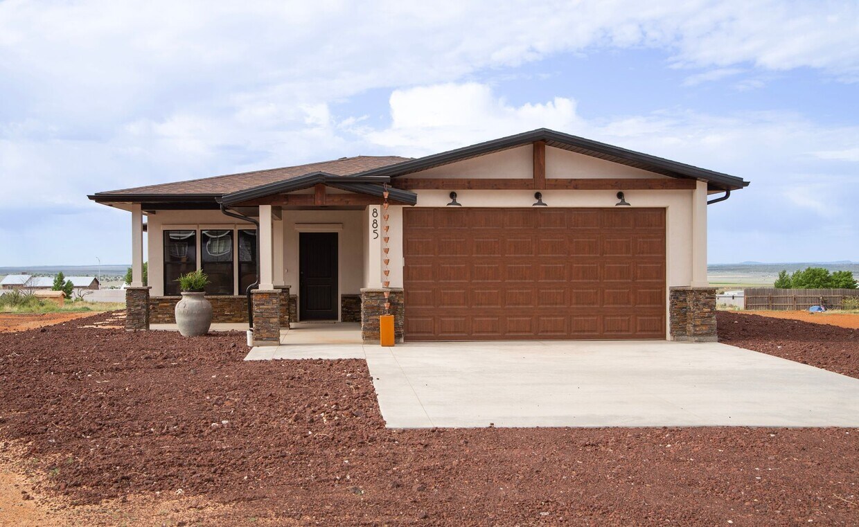 Foto principal - 1 bed 1 bath home in Hildale