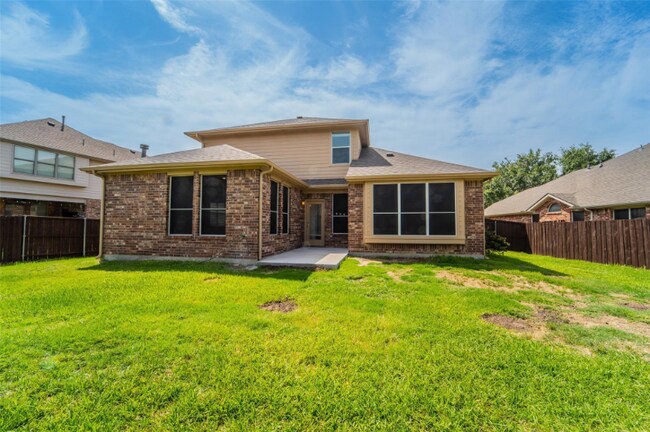 Building Photo - 2741 Sunlight Dr