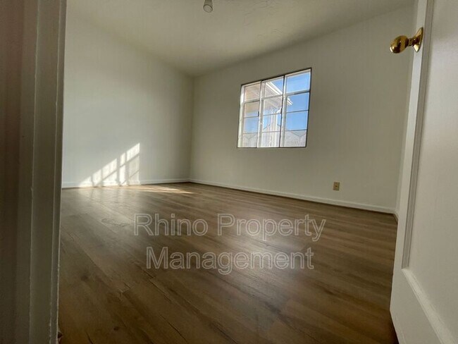 Foto del edificio - 2583 S 700 E