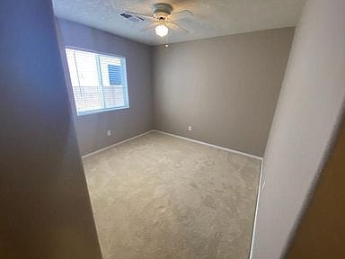 Building Photo - 1401 Villa Montana NE