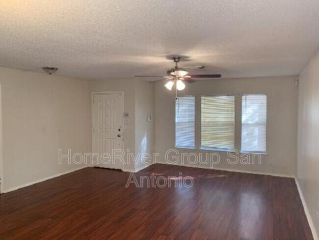 Foto del edificio - 46 Weathering Creek