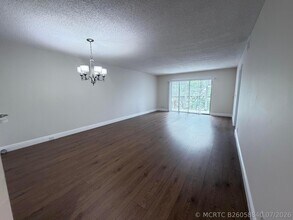 Building Photo - 800 SW 125th Way
