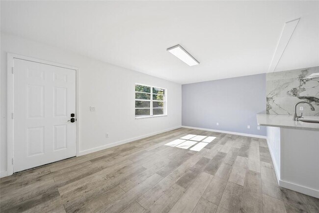 Foto del edificio - 34815 Gardenia Way