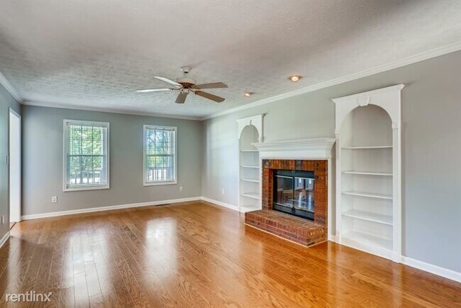 Building Photo - 4 br, 2.5 bath House - 3197 Fieldcrest Roa...
