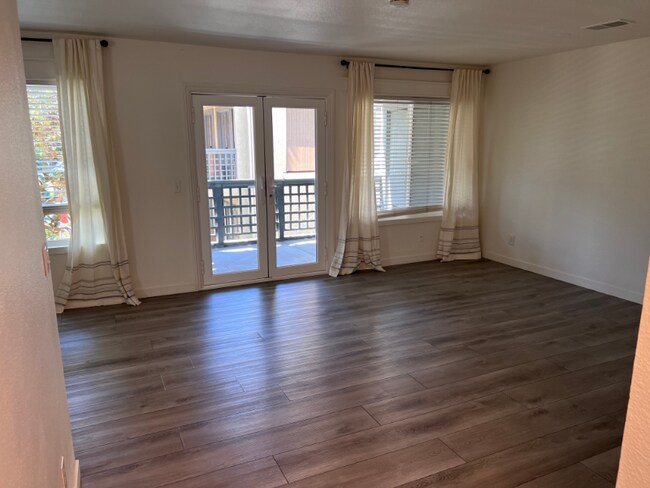 Building Photo - 8617 Arminda Cir