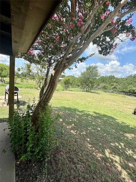 Foto del edificio - 122 Don Propp Rd