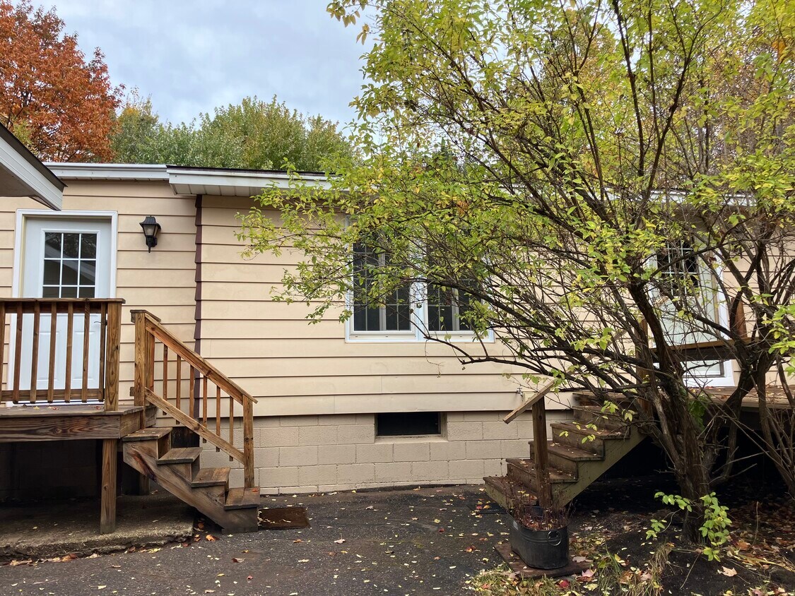 Foto principal - 2648 Werner St