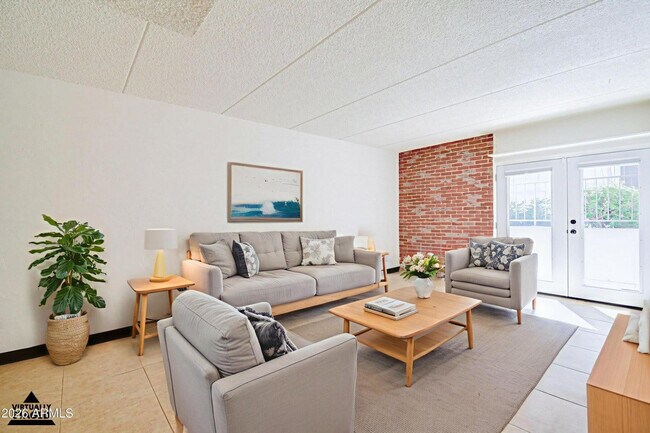 Foto del edificio - 3416 N 44th St