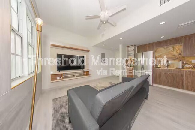 Foto del edificio - 820 Ocean Dr