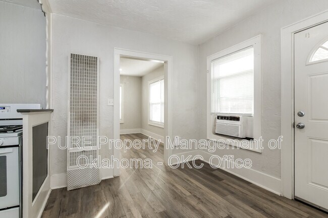 Foto del edificio - 2143 NW 29th St