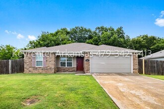 Building Photo - 1106 S Spritz Dr