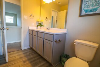 Building Photo - 27035 Badger Way