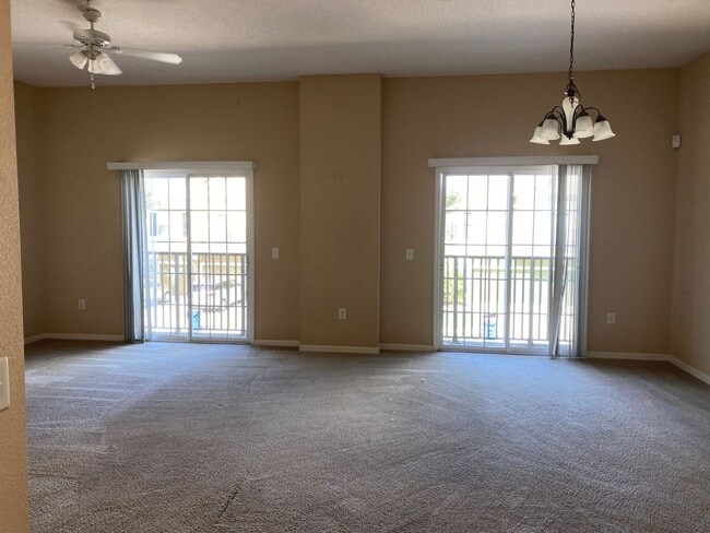 Foto del edificio - 1530 Broken Oak Dr