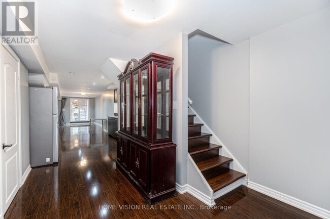 Photo du bâtiment - 36 Intrigue Trail