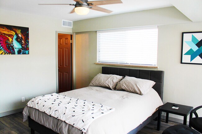 Master Bedroom to Master Bath - 1121 Albion St