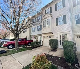 Building Photo - 110 Cahill Dr