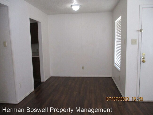 Foto del edificio - 2 br, 1 bath House - 1725 Justin Lyn