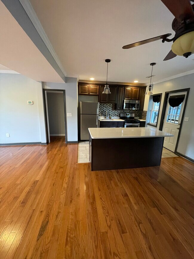 Foto del edificio - 2324 Druid Park Dr