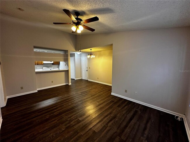 Foto del edificio - 8786 Key Biscayne Dr