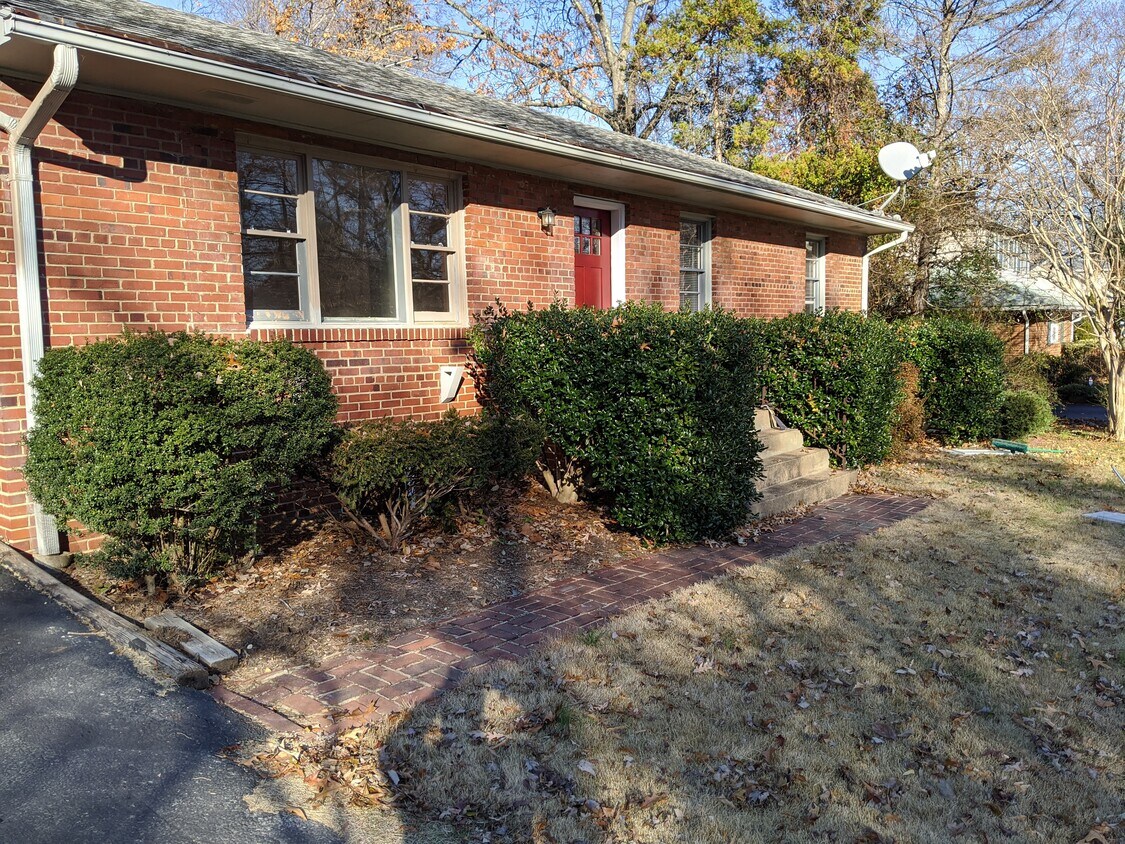 6408 Greenleaf St, Springfield, VA 22150 House Rental in Springfield