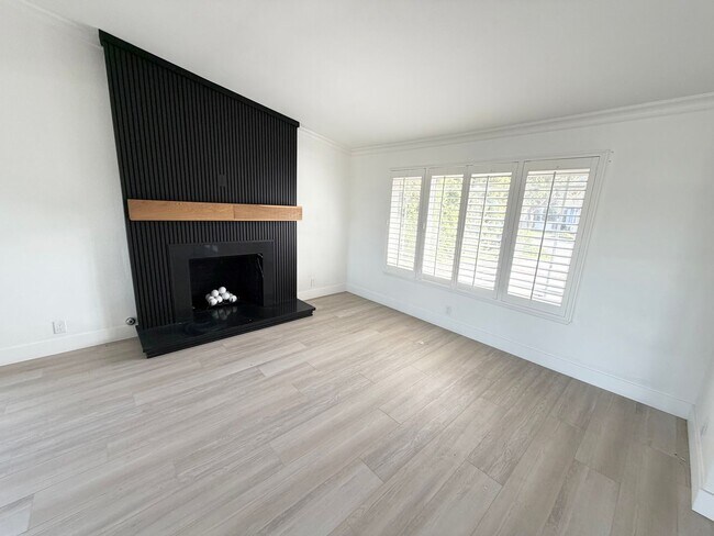 Building Photo - Beautifully Situated Home in an Established Diamond Bar Neighborhood - Utilities Included