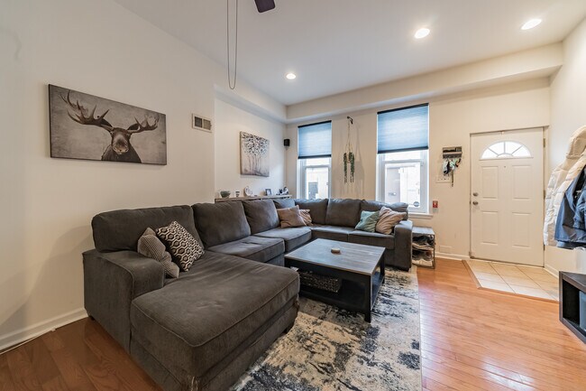 Foto del edificio - 1327 S 9th St