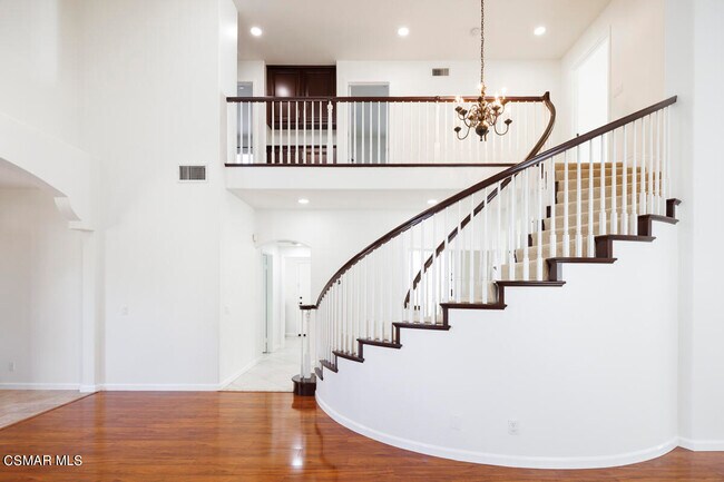 Foto del edificio - 1851 Fox Springs Cir