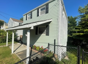 Building Photo - 714 Hestor Dr