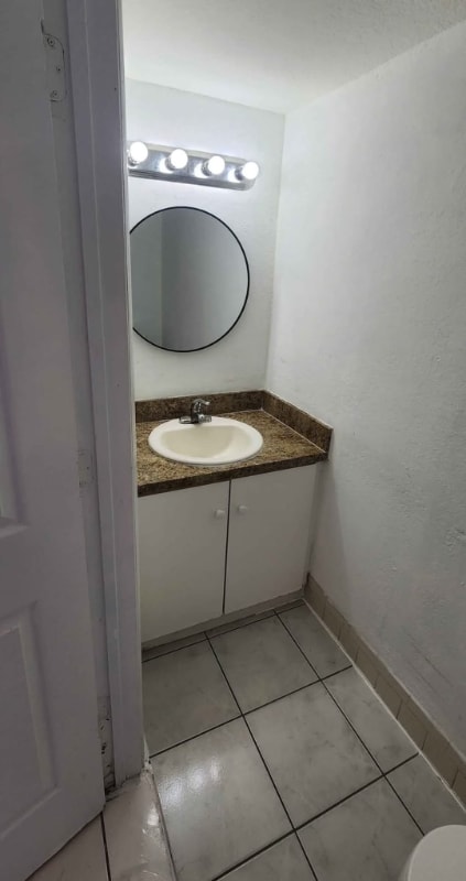 Foto del edificio - 460 NE 18th Ave