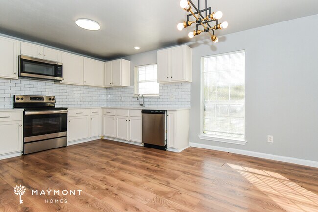 Foto del edificio - 2140 N Shore Rd