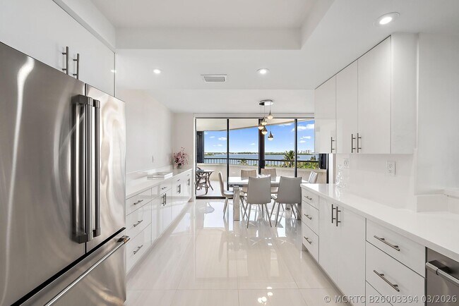 Foto del edificio - 5070 N Ocean Dr