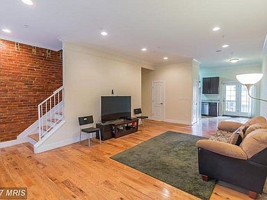 Foto del edificio - 25 Michigan Ave NE