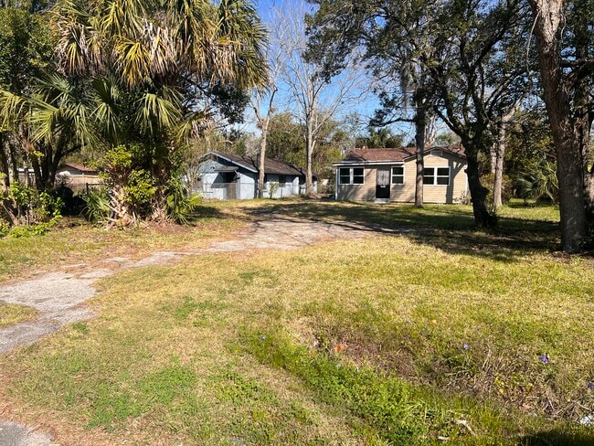 House from street - 2821 W 11th St
