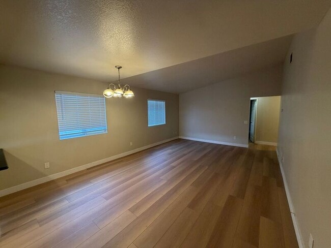 Building Photo - 28138 Bavaria Dr