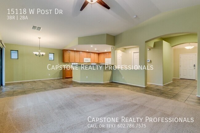 Building Photo - BEAUTIFUL HOME WITH PRIVATE BACKYARD POOL ...