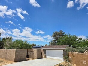 Building Photo - 4796 Camarilla Ave
