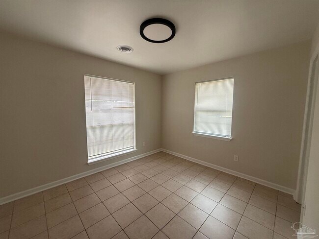 Foto del edificio - 6550 Allyn Way